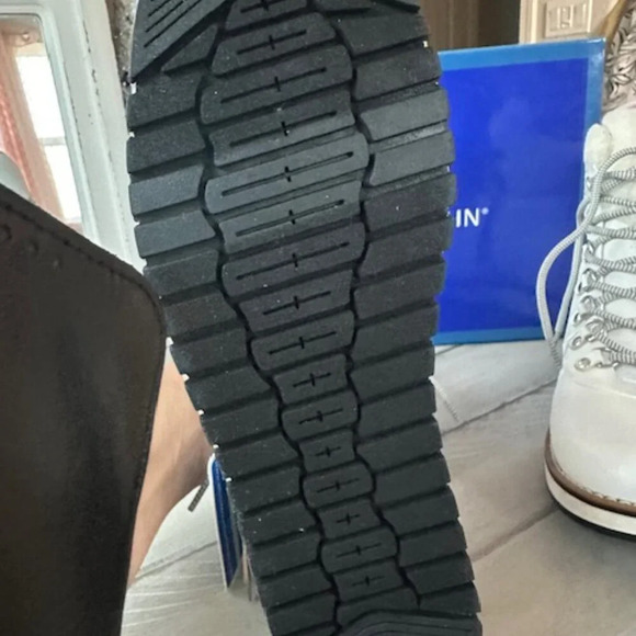 White Mountain Women's Cozy‎ Ankle Boots - Picture 3 of 4